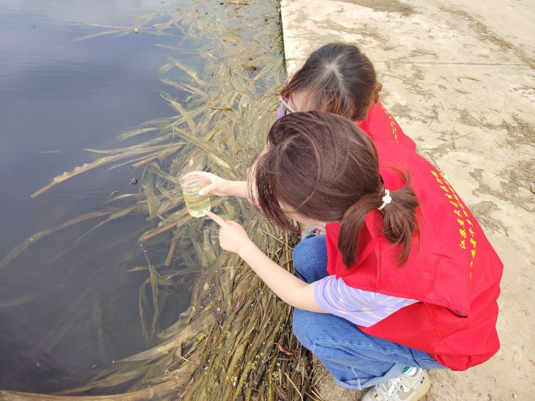 江苏省大学生在行动——河海大学“涓泽润豫，碳索未来”千乡万村科普小分