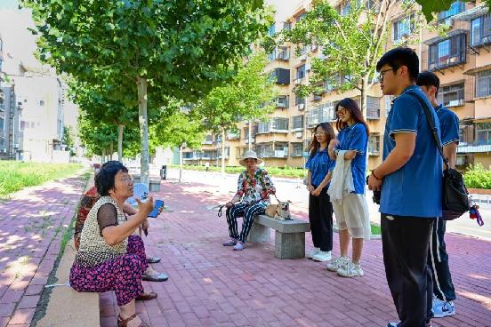 能源先锋实践队赴张大里社区进行能源普及宣讲