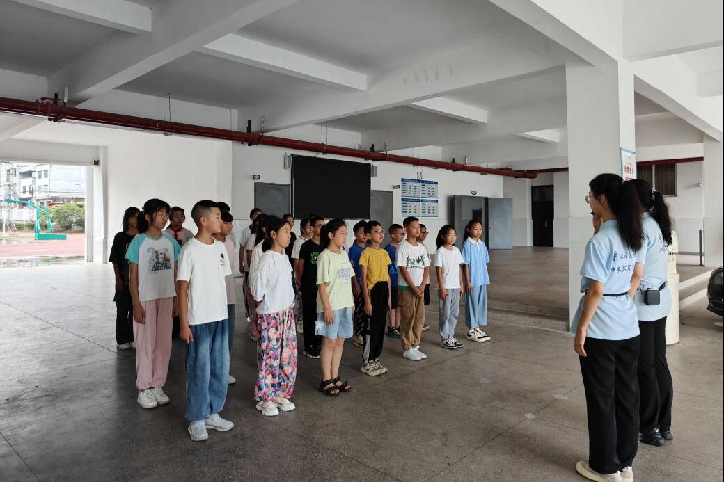 青春跃动，体育风采 ——记重庆师范大学初等教育学院“青春飞扬·筑梦夏乡”暑期“三下乡”志愿服务队之趣味体育