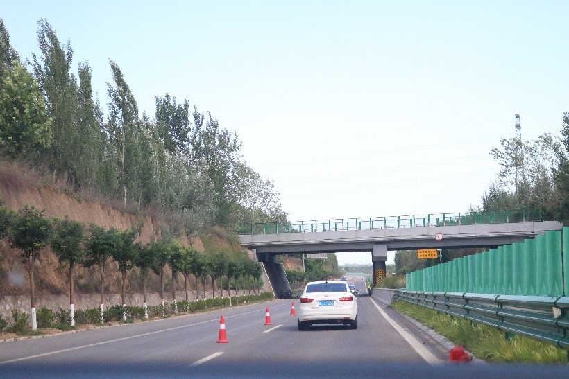 经济发展，道路先行